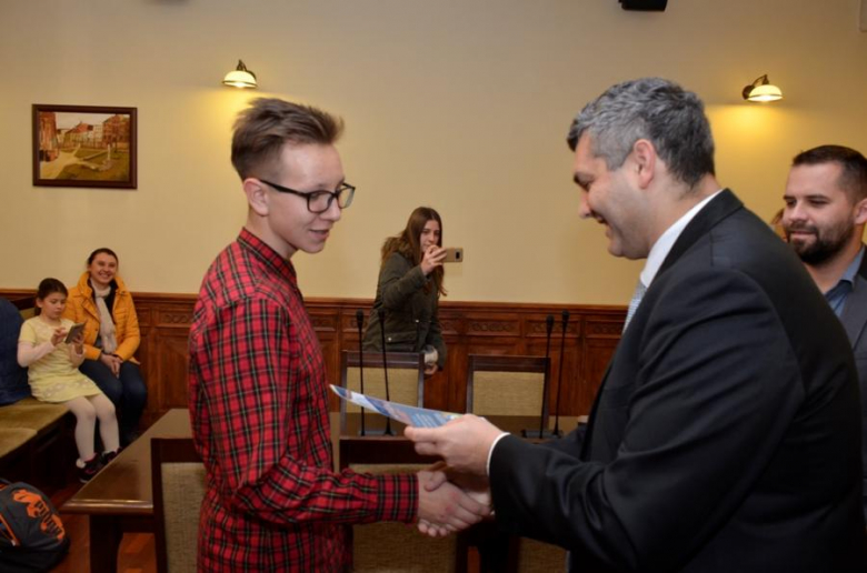 Wręczenie nagród dla laureatów konkursu „Jestem przezorny na przejściach dla pieszych”