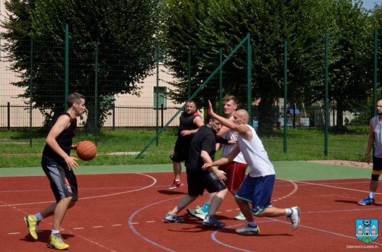 Wakacyjny turniej koszykówki 3x3 w Ząbkowicach Śląskich