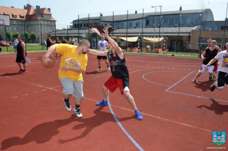 Wakacyjny turniej koszykówki 3x3 w Ząbkowicach Śląskich