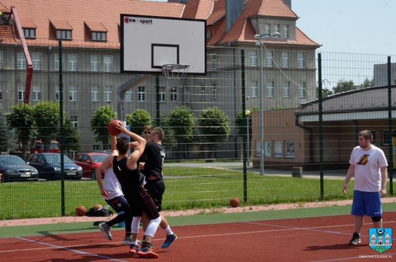 Wakacyjny turniej koszykówki 3x3 w Ząbkowicach Śląskich