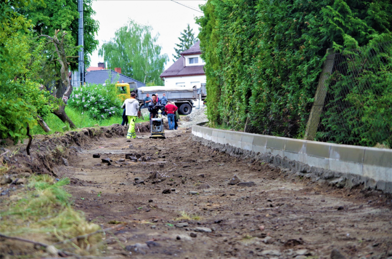 Przebudowa łącznika ulicy Podmiejskiej i Pustej