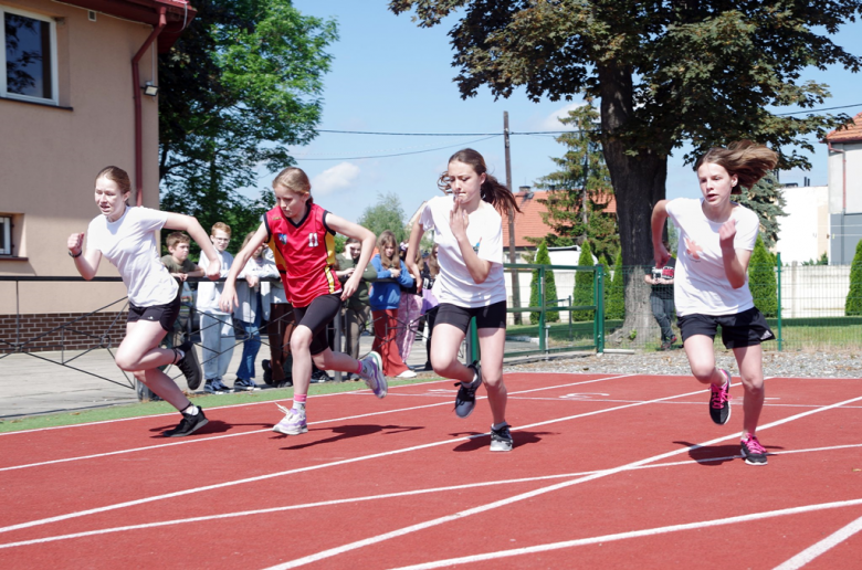 Zawody lekkoatletyczne w Ziębicach