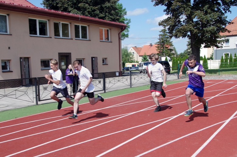 Zawody lekkoatletyczne w Ziębicach