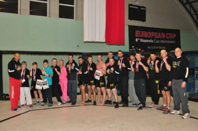 Zawodnicy Herakles Fight Club przywieźli z Tarczyna łącznie 15 medali. Zawodnicy z ząbkowickiej sekcji zdobyli pięć krążków