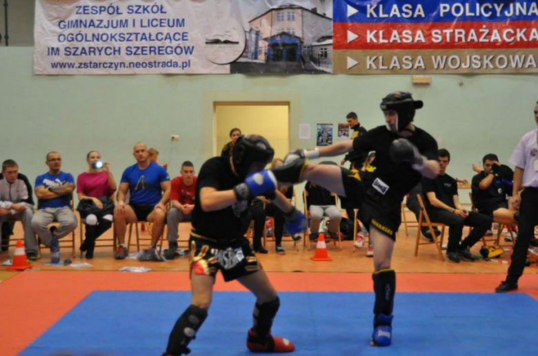 Zawodnicy Herakles Fight Club przywieźli z Tarczyna łącznie 15 medali. Zawodnicy z ząbkowickiej sekcji zdobyli pięć krążków