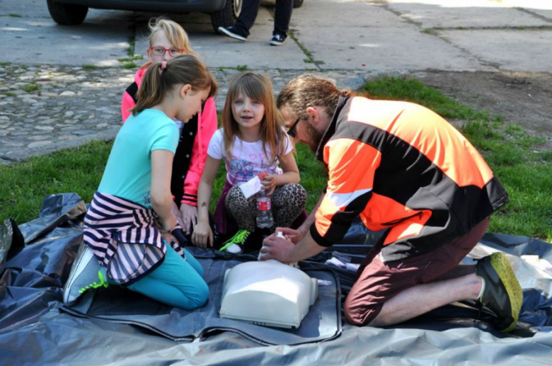 Piknik ratowniczy jest zwieńczeniem drugiej edycji programu pn. Bezpieczny powiat ząbkowicki, który jest od 2014 roku jest organizowany przez ząbkowickie starostwo