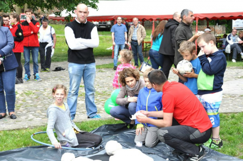 Piknik ratowniczy jest zwieńczeniem drugiej edycji programu pn. Bezpieczny powiat ząbkowicki, który jest od 2014 roku jest organizowany przez ząbkowickie starostwo