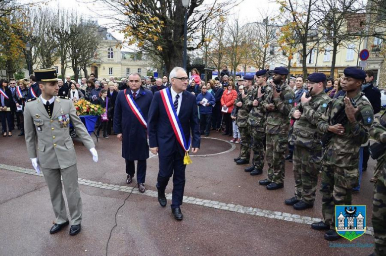 Ząbkowicki magistrat we Francji reprezentowali Ewa Figzał i Andrzej Dominik