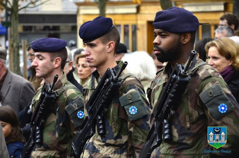 Ząbkowicki magistrat we Francji reprezentowali Ewa Figzał i Andrzej Dominik