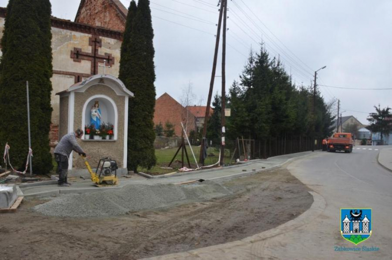 Odremontowane chodniki w trzech miejscach na terenie ząbkowickiej gminy