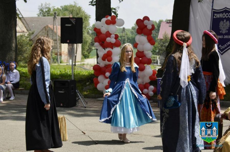 70-lecie szkoły podstawowej w Zwróconej