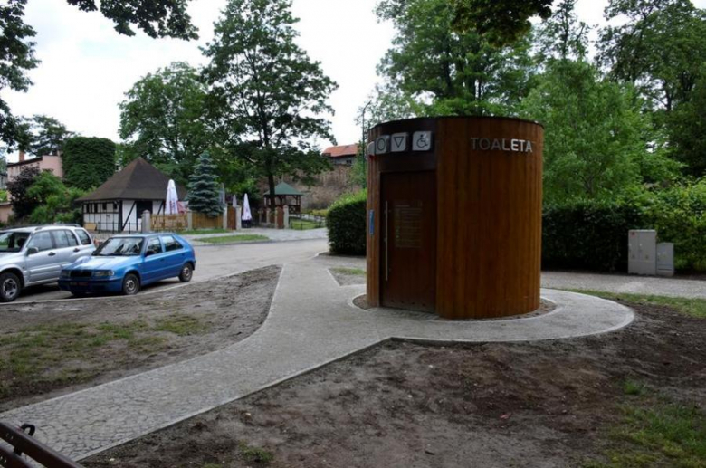 Toaleta w ząbkowickim parku miejskim już niebawem będzie otwarta