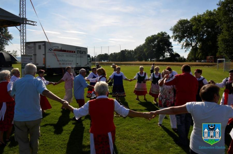 Wojewódzki Festiwal Zespołów Artystycznych Kół Gospodyń Wiejskich w Stolcu