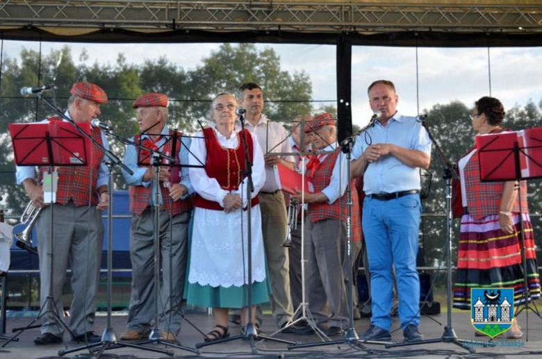 Wojewódzki Festiwal Zespołów Artystycznych Kół Gospodyń Wiejskich w Stolcu