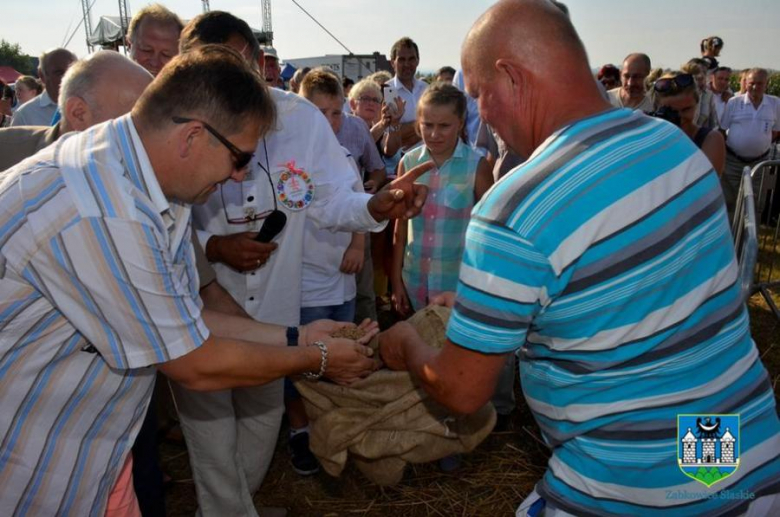 Święto plonów w ząbkowickiej gminie. Organzizatorem tegorocznych dożynek był Jaworek