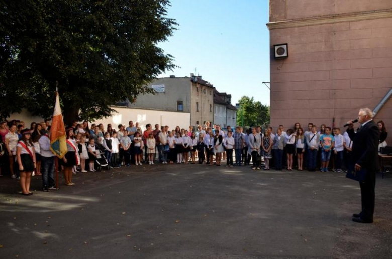 Inauguracja roku szkolnego w ząbkowickiej podstawówce