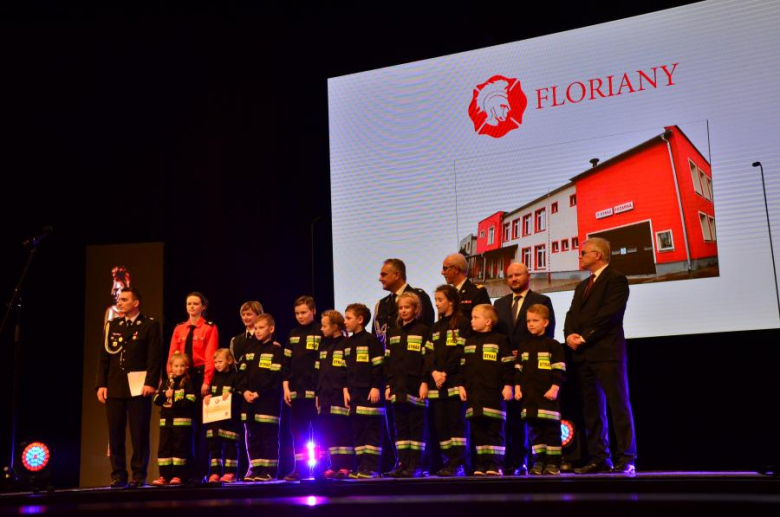 Strażacy-ochotnicy z Budzowa na gali finałowej I edycji konkursu Floriany