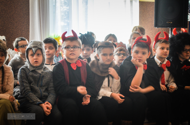Dzieciaki z Zespołu Przedszkolno-Szkolnego w Stolcu wystąpiły przed babciami i dziadkami
