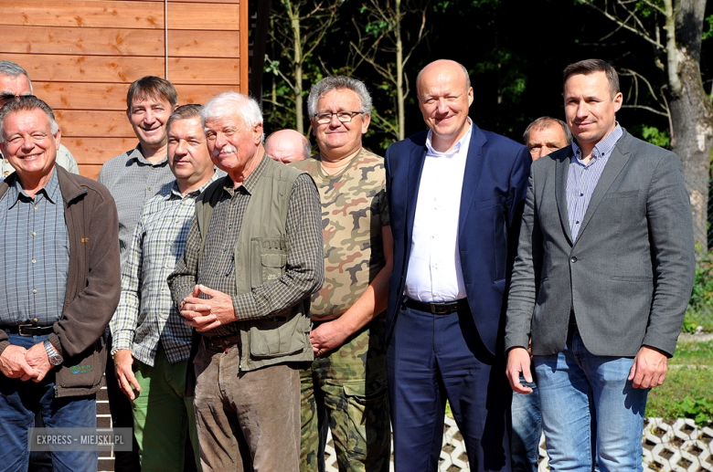 Realizacja drugiej edycji programu odbudowy zwierzyny drobnej. Tym razem do środowiska naturalnego trafiło około 430 sztuk zajęcy