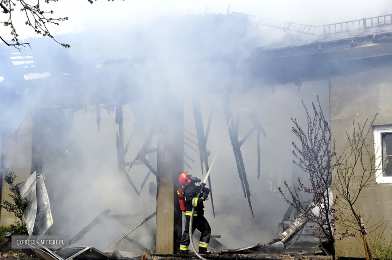 Pożar zabudowań gospodarczych w Zwróconej