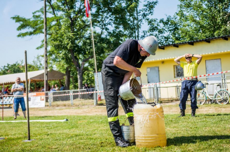 9. Zlot Starych Sikawek w Lubnowie. OSP Czerńczyce zwycięskie 