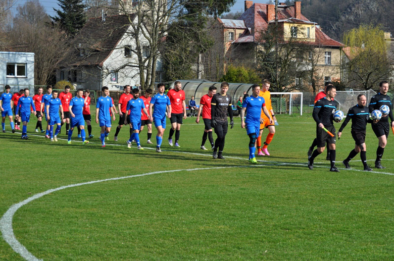 A-klasa, gr. II: Unia Bardo 3:0 (1:0) Zamek Trzebieszowice