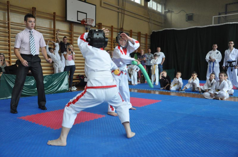 Najmłodsi zawodnicy taekwondo w Bardzie 