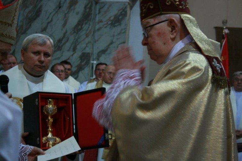 Henryk Gulbinowicz swoje 90. urodziny postanowił świętować w Bardzie