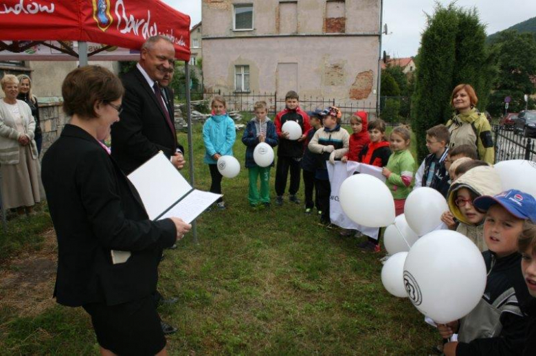 Sadzenie dęba cysterskiego