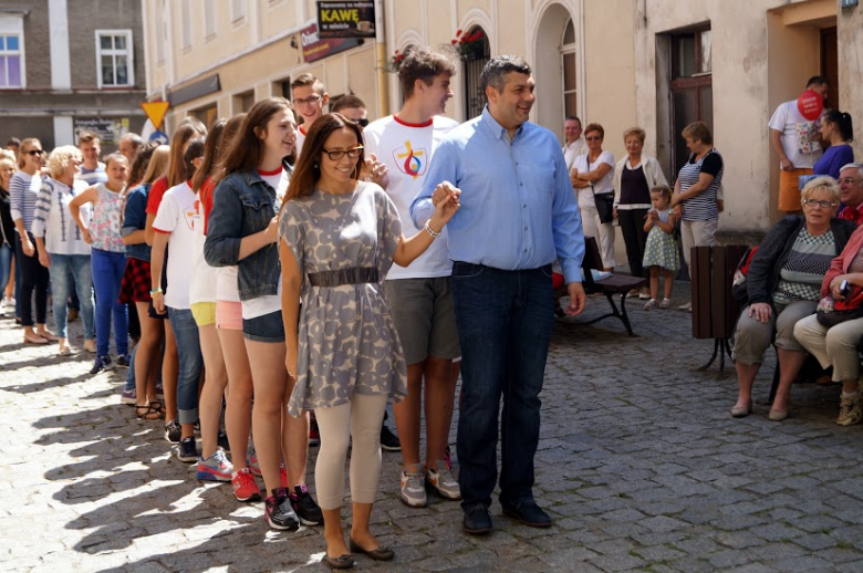 Pod Krzywą Wieżą tańczono Belgijkę