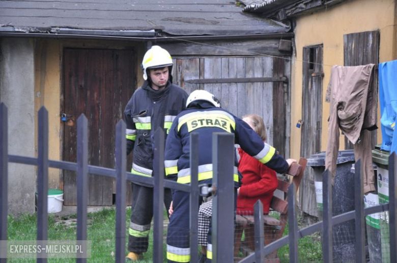 Pożar podłogi w mieszkaniu na bardzkim rynku