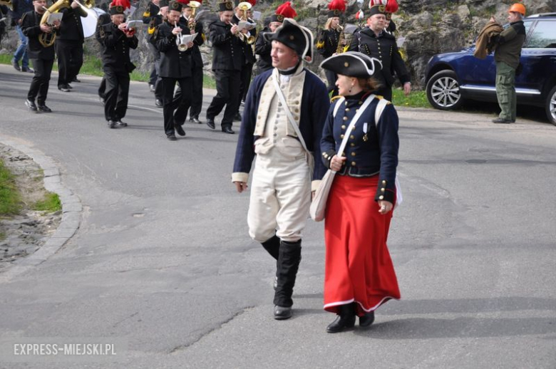 Pierwszomajowy pochód w Srebrnej Górze