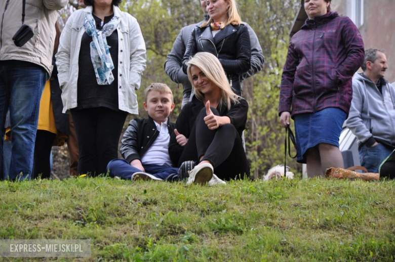 Pierwszomajowy pochód w Srebrnej Górze