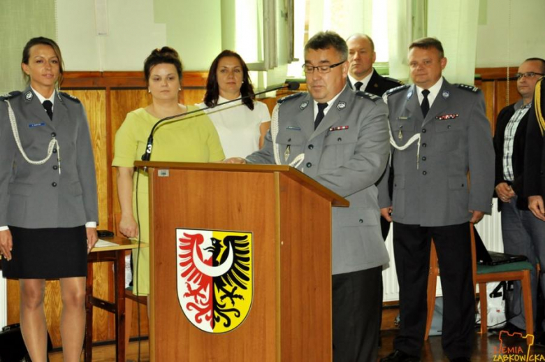 	Święto policji. Awans otrzymało trzydziestu funkcjonariuszy