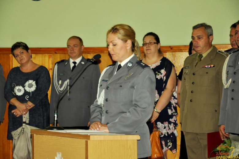 	Święto policji. Awans otrzymało trzydziestu funkcjonariuszy