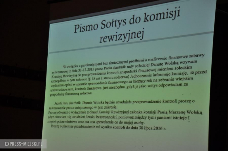 Zebranie wiejskie w Stoszowicach