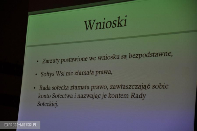 Zebranie wiejskie w Stoszowicach