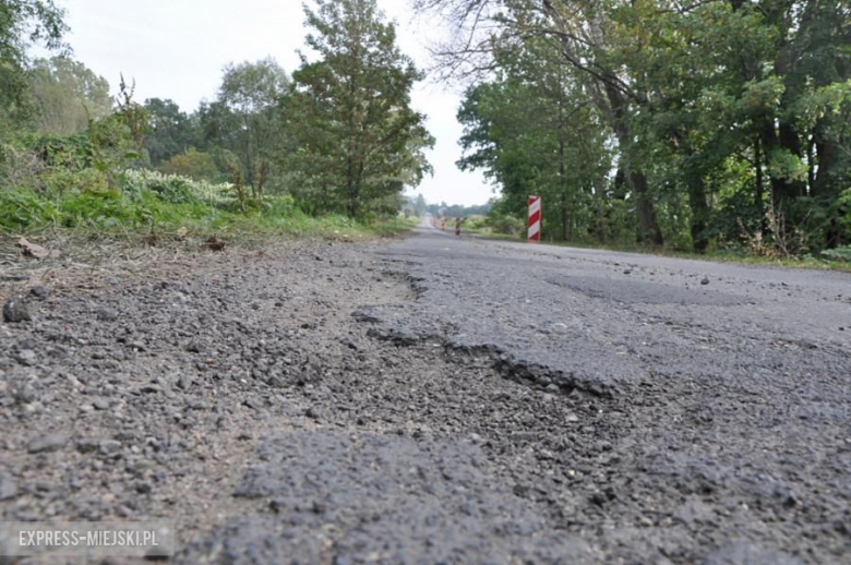 Ruszył remont drogi powiatowej na odcinku Przyłęk - Dzbanów