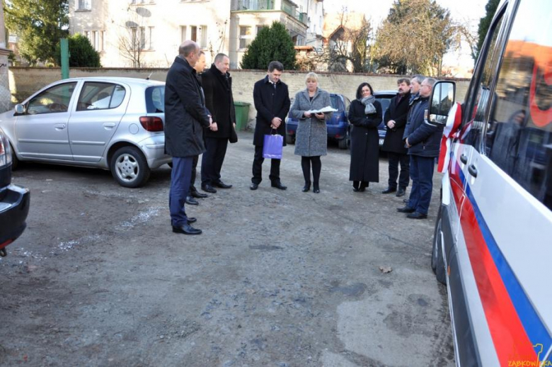 Nowa karetka jest już na wyposażeniu ząbkowickiego pogotowia