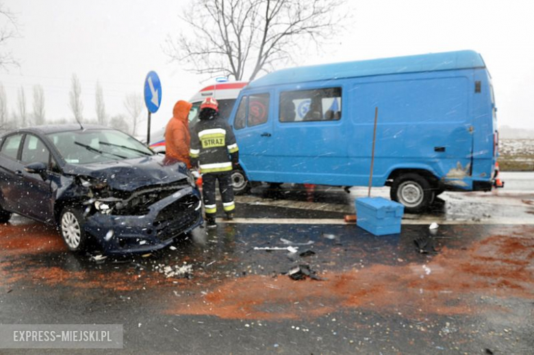 Zderzenie na krajowej ósemce na wysokości Tarnowa