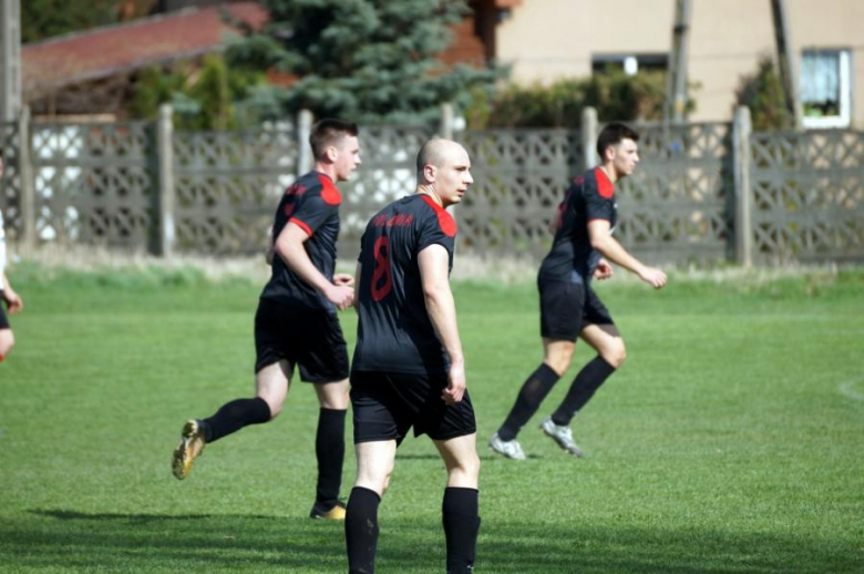 Polonia Ząbkowice Śląskie 5:0 (2:0) Koliber Uciechów