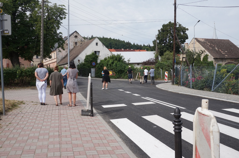 Przebudowa ulicy Wiejskiej w Złotym Stoku zakończona