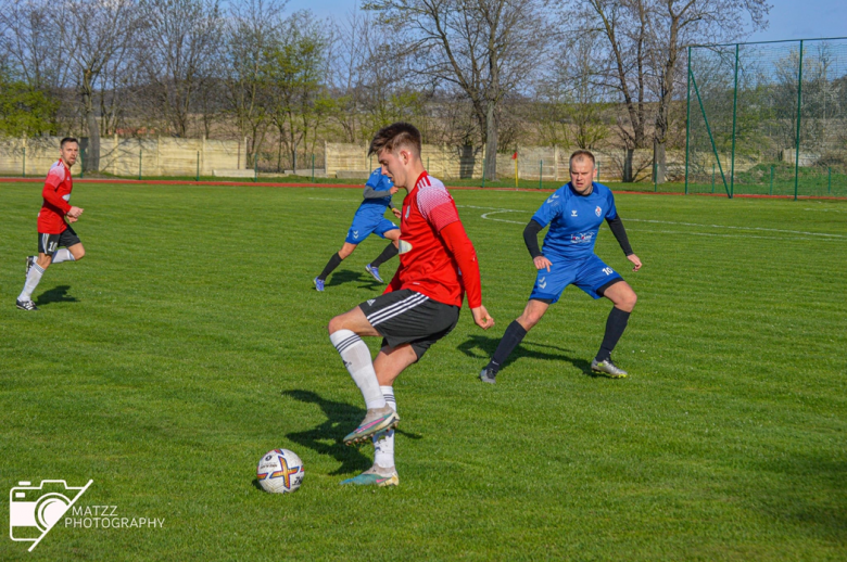 	Klasa okręgowa: Sparta Ziębice 1:2 (1:1) Granit Roztoka