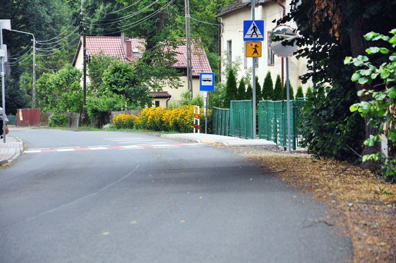 Przebudowane przejście dla pieszych w Stolcu