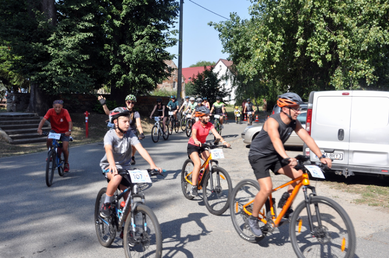 XXI Powiatowy Rajd Rowerowy. BIKEowa Ziemia Ząbkowicka