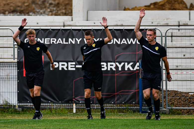 IV liga: Orzeł Ząbkowice Śląskie 4:2 (1:1) Łużyce Lubań
