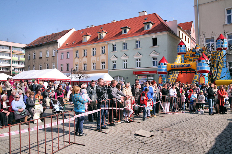 Jarmark Wielkanocny na rynku Ząbkowic Śl.