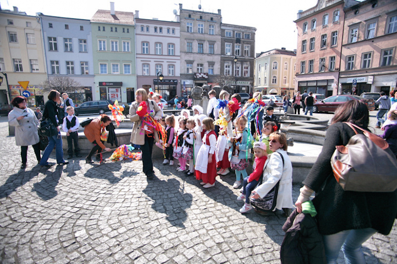 Jarmark Wielkanocny na rynku Ząbkowic Śl.