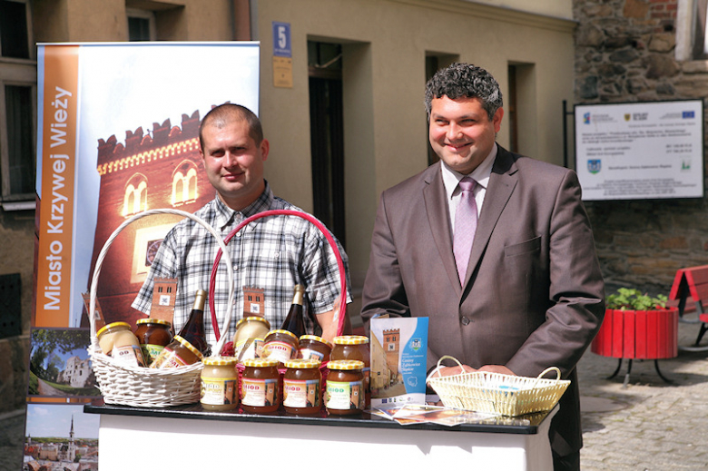 Promocja produktów lokalnych pod Krzywą Wieżą