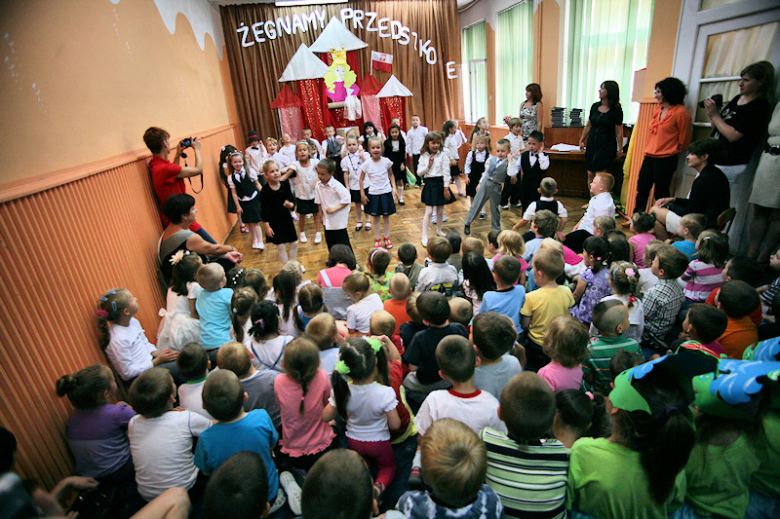 Pożegnanie przedszkolaków w Przedszkolu Publicznym nr 2 w Ząbkowicach Śl.